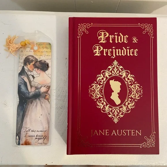 Pride & Prejudice Book Set - Picture 2 of 6